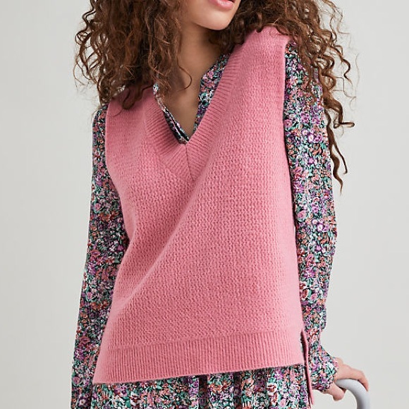 Anthropologie Diya Pink Vneck Sweater 